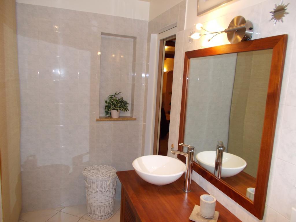 Le Campanin Apartment Menton Phòng bức ảnh
