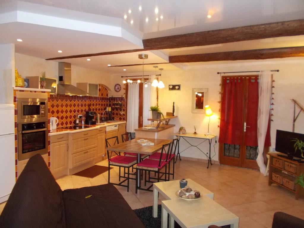 Le Campanin Apartment Menton Phòng bức ảnh